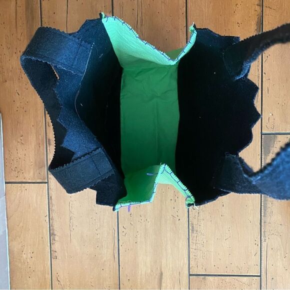 Lot of 4 Target Black Felt/Fabric Halloween Trick or Treat Bags w/Purple Bat. - Picture 4 of 9